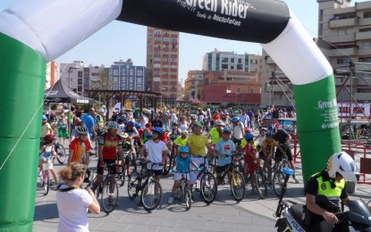 Movilidad Urbana y Deportes trabajan en la ampliación de la red bici de la ciudad con la ampliación de 8,5 kilómetros entre Poniente y Levante