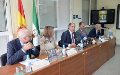 Landaluce destaca la importancia de la UNED en la presentación de su curso de verano