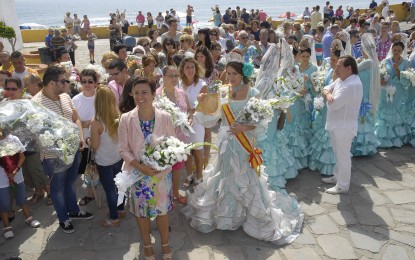 Misa y ofrenda floral a la Virgen del Carmen en La Atunara