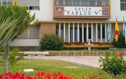 El Ayuntamiento expresa su pesar por la muerte del director del Colegio Carlos V