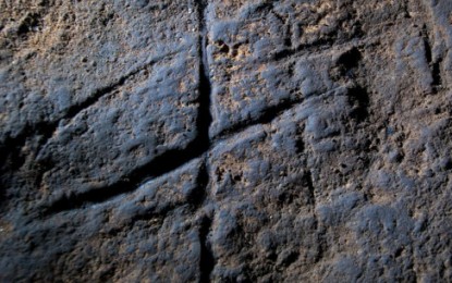 Un grabado tallado por neandertales en una cueva de Gibraltar