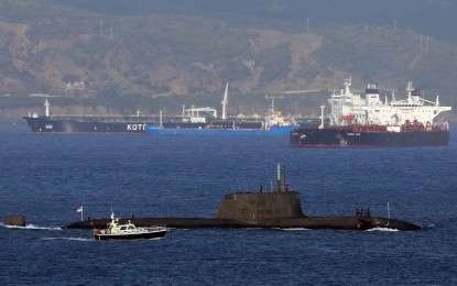 El submarino de ataque HMS Ambush de la Royal Navy llega a Gibraltar