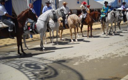 Los paseos de caballos, enganches y carruajes estarán prohibidos por zonas distintas al recinto ferial durante el Domingo Rociero