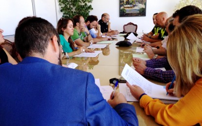 Franco preside una reunión de coordinación policial para el acceso a los institutos