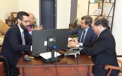 Toma de contacto protocolaria entre Franco y el jefe de la oficina de asuntos de Gibraltar de exteriores