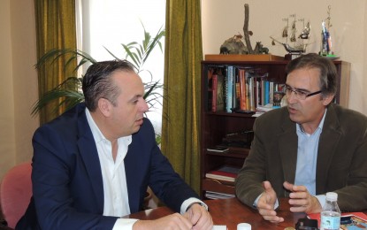 El vicepresidente Ruiz Boix y el alcalde de Jimena analizan las inversiones de Diputación en materia de empleo