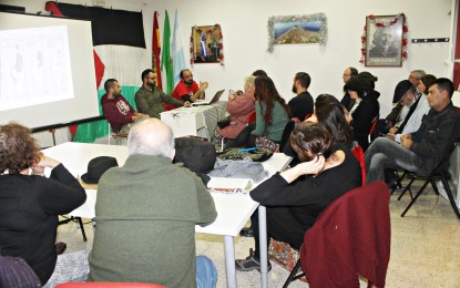 IU La Línea, junto a la Asociación ProPalestina Campo de Gibraltar, celebra un acto sobre la campaña BDS (Boicot, Desinversiones y Sanciones contra el apartheid israelí)