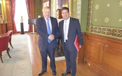 Boris Johnson habló por teléfono con Fabian Picardo y remarcó el apoyo de Reino Unido a Gibraltar