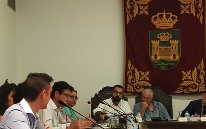 El concejal socialista, Yerai Sánchez, critica al gobierno local por su escaso interés por el colectivo LGTBI y su oportunismo ante los actos que organizan