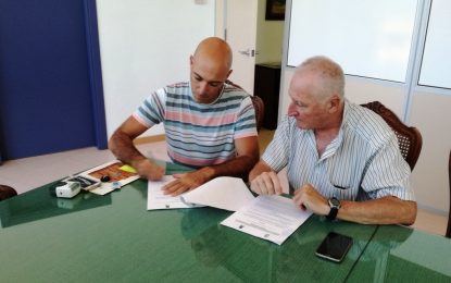 Asuntos Sociales firma un convenio con Fegadi para la organización de la presencia en la ciudad de 35 discapacitados de toda Andalucía