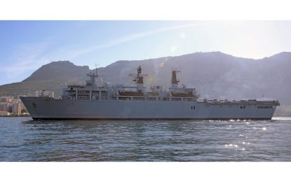 El HMS Bulwark atraca en Gibraltar