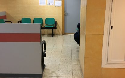 El Hospital de La Línea realiza un cambio de señalización de sus Consultas Externas para mejorar la accesibilidad