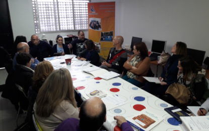 Atención socio sanitaria domiliciaria a través del nuevo programa de Fegadi y sus entidades miembros presentado en la comisión comarcal Campo de Gibraltar