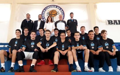 El alcalde anima al equipo cadete masculino de la ULB ante el Campeonato de Andalucía