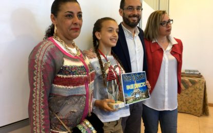 El alcalde recibe y felicita a la Academia Lola Ponce por el éxito obtenido en el certamen “Vive tu Sueño”