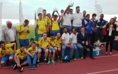 Deportes felicita a los integrantes del club deportivo Asansull tras proclamarse campeón de España de Atletismo al Aire Libre