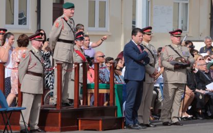 Desfile de cadetes el sábado ante el Gobernador y el Ministro Principal de Gibraltar