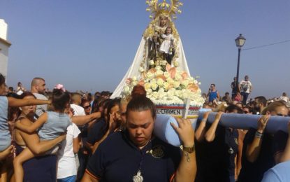 El ayuntamiento prohíbe la botadura de embarcaciones en el litoral por la festividad de la Virgen del Carmen bajo multa de hasta  12.000 euros