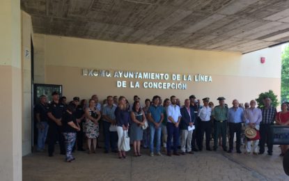 El Ayuntamiento se concentra para homenajear a Miguel Ángel Blanco y al “espíritu de Ermua”