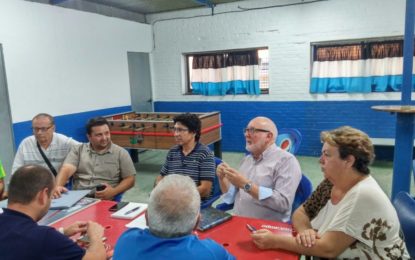 Concejales del Grupo Municipal socialista se reúnen con el Calderón CD. para tratar la problemática de los campos de fútbol