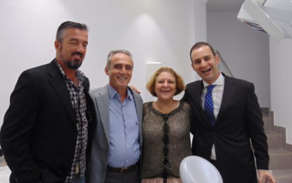 El Doctor Antonio Sánchez Espinel inauguró esta noche su nueva clínica en la Avenida Blas Infante 3, en Algeciras