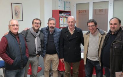 El secretario general del Psoe de La Línea, Juan Chacón Fernández, se reúne con el portavoz andalucista Ángel Villar