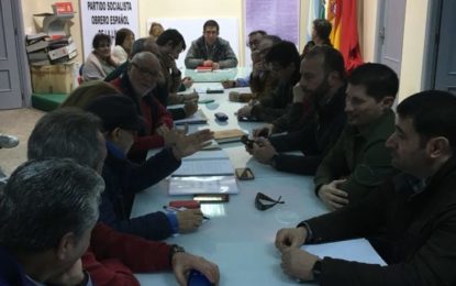 Reunión del PSOE local con los sindicatos del Ayto para abordar el tema de la RPT