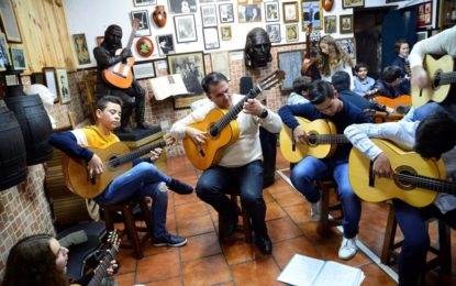 Muestra de guitarra de la Peña Flamenca de La Línea
