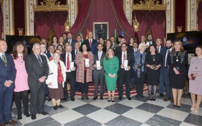 Diputación reconoce 12 trayectorias ejemplares con la Medalla de la Provincia de Cádiz, entre ellas al Grupo Transfronterizo