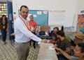 Alvaro Marfil (Ciudadanos), tras votar en el Colegio La Velada, espera que la jornada tenga una alta participación