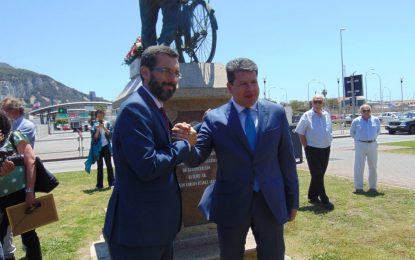 El alcalde de La Línea pide al Gobierno de España un plan especial para los trabajadores españoles de Gibraltar