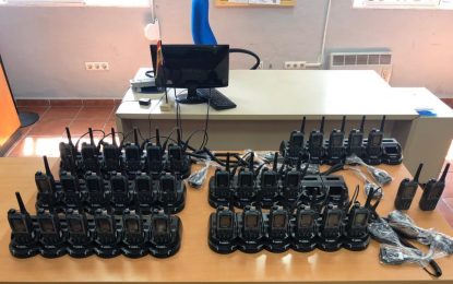 La Policía Local ya dispone de la nueva dotación de transmisiones del  Sistema de Radiocomunicaciones Digitales de Emergencias del Estado