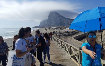 Alumnos de ciclos superiores de Turismo de Málaga y La Línea visitan la Ruta de las Fortificaciones