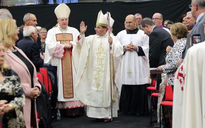 Ante el Secretario de Estado del Vaticano, los nuncios en Reino Unido y España y las autoridades de Gibraltar, Monseñor Mark Miles es ordenado arzobispo en su Gibraltar natal