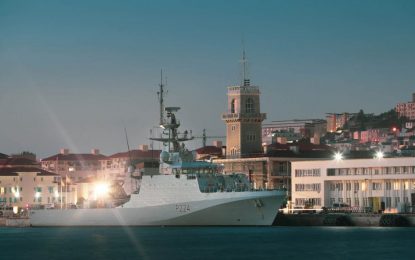 El HMS Trent llega a tiempo para el Día de las Fuerzas Armadas en Gibraltar