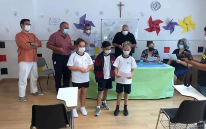Educación felicita al colegio Juan Pablo II-San Pedro que ha sido reconocido por su contribución a la paz por Mayor-Net