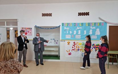 El concejal de Educación ha participado en el cierre de la semana cultural del colegio San Juan Pablo II-San Pedro