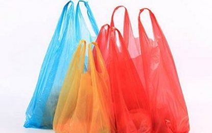 Entra plenamente en vigor en Gibraltar la prohibición de todos los artículos plásticos de un solo uso