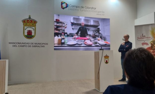 La gastronomía linense se mostró en Fitur con la nueva marca gastronómica ‘Una línea de sabores’ y las demostraciones culinarias de Carboneros 27 y La Taberna