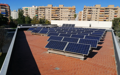 Suscrito el contrato para la instalación de placas solares en colegios y edificios municipales