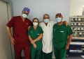 Los servicios de Urología de los hospitales de La Línea y Puerto Real continúan su colaboración en materia de formación e innovación en cirugía mínimamente invasiva