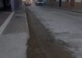 Limpieza agrade la colaboración ciudadana para la ejecución de los trabajos de barrido y retirada de arena en la calle Luis Braile