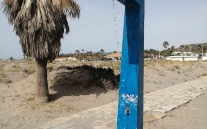 Ecologistas cuestionan el uso de duchas en las playas