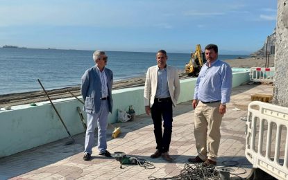 Costas realiza diversos trabajos de reparación de emergencia ante los daños que causó el temporal de abril en el litoral de La Línea y Algeciras