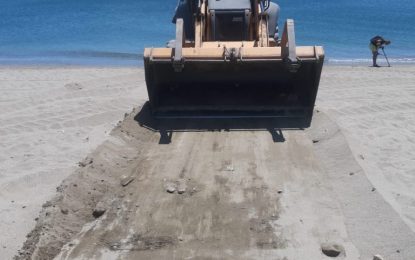 Playas acomete trabajos de instalación de pasarelas en distintos puntos del litoral