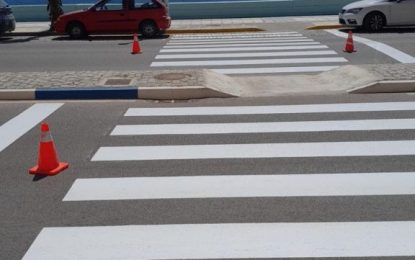 Movilidad Urbana confirma la finalización de los trabajos de pintado y reposición de señales en el paseo marítimo