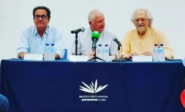 José Luis Villar presentó en La Línea el libro «Por un Poder Andaluz. Historia del Partido Andalucista I»