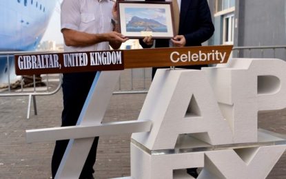 El Ministro Daryanani recibe al ‘Celebrity Apex’, decimosexta escala inaugural de un crucero este año en Gibraltar