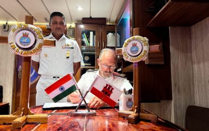 Llega el velero de cadetes de la Armada India INS Tarangini a Gibraltar