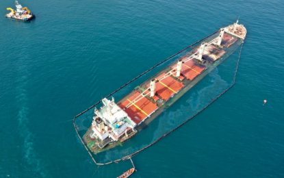 La situación permanece estable y la Autoridad Portuaria de Gibraltar sigue desplegando recursos en torno al OS 35